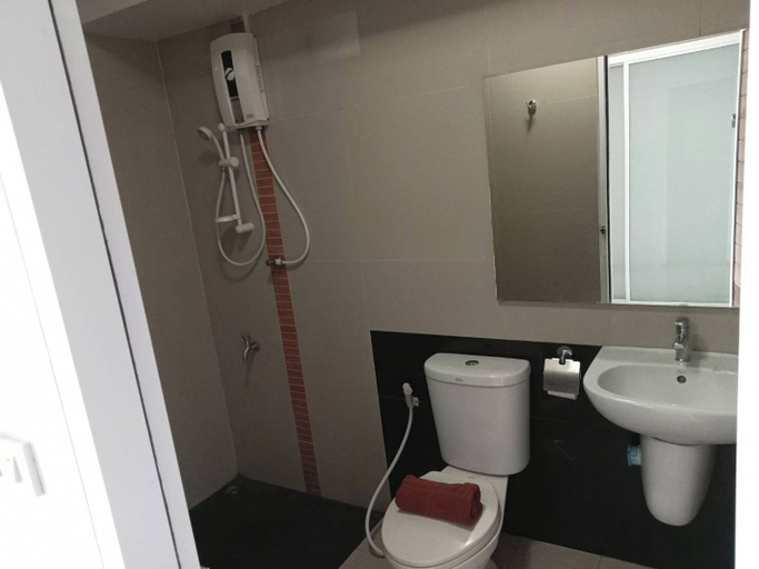 Bathroom 3, Going Grand Hotel, Muang Nakhon Si Thammarat