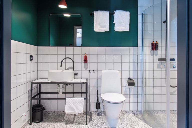 Bathroom 4, Grundéns Hotell, Lysekil