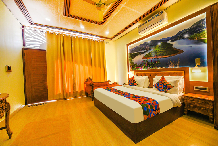 Bedroom 1, Fabhotel Prime Shri Vrindavan Resort, Garhwal