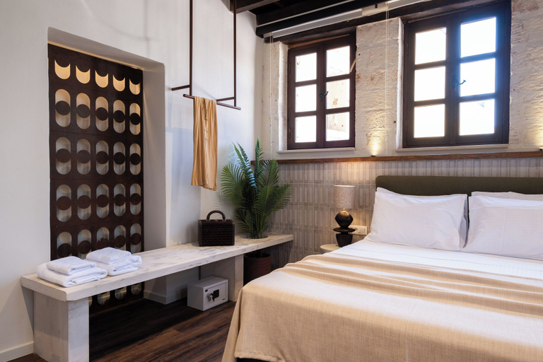 Bedroom 4, Qualia Slowlife Suites, Crete