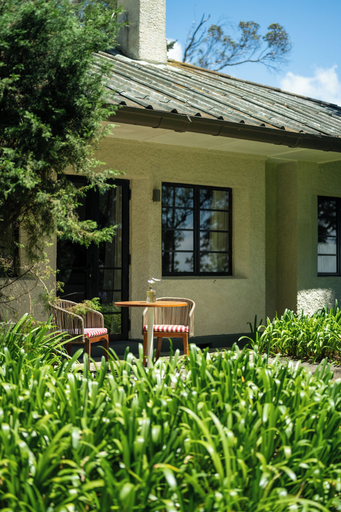 Exterior & Views 3, Goatfell, Walapane