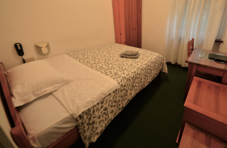Bedroom 3, Albergo Alla Valle di Banne, Trieste
