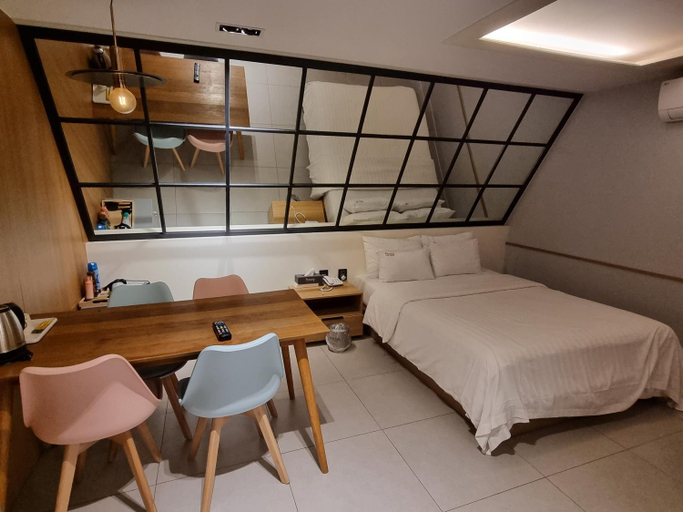 Bedroom 2, Sincheon Funny, Songpa