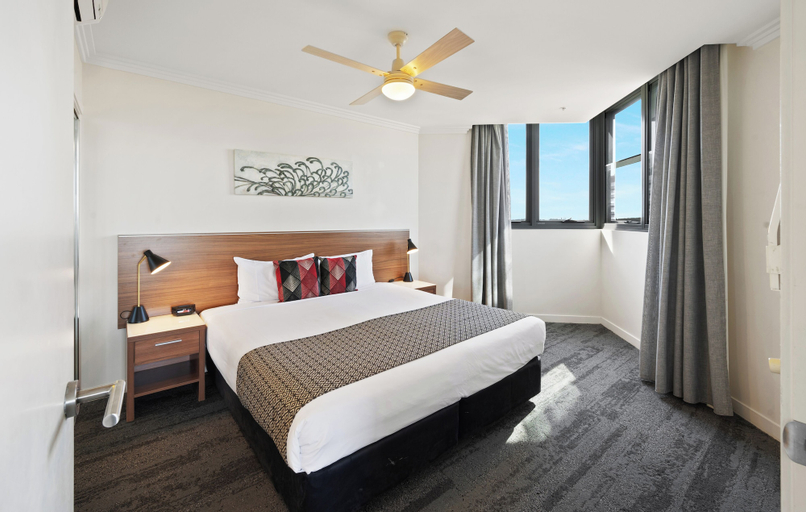 Bedroom 25