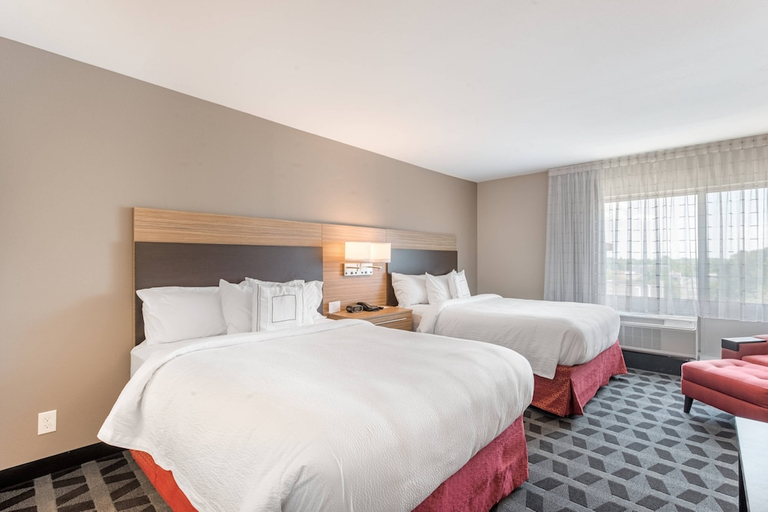 Bedroom 2, TownePlace Suites by Marriott Greensboro Coliseum Area, Guilford