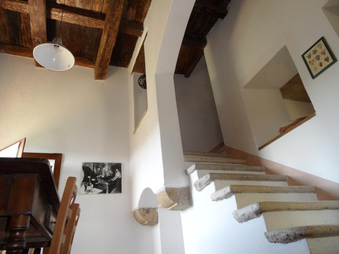 Others 3, Un giardino nel tufo, Grosseto