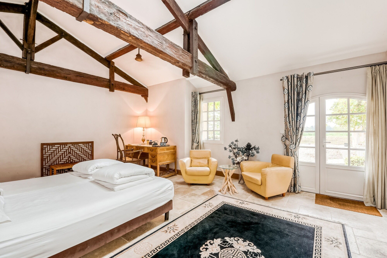Bedroom 5, Chateau de La Vieille Chapelle, Gironde