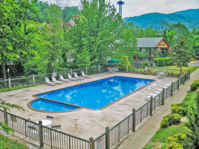 Sport & Beauty 5, River Terrace Resort & Convention Center, Sevier