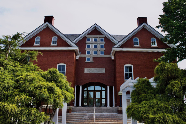 Exterior & Views 2, The McKernan Inn, Cumberland