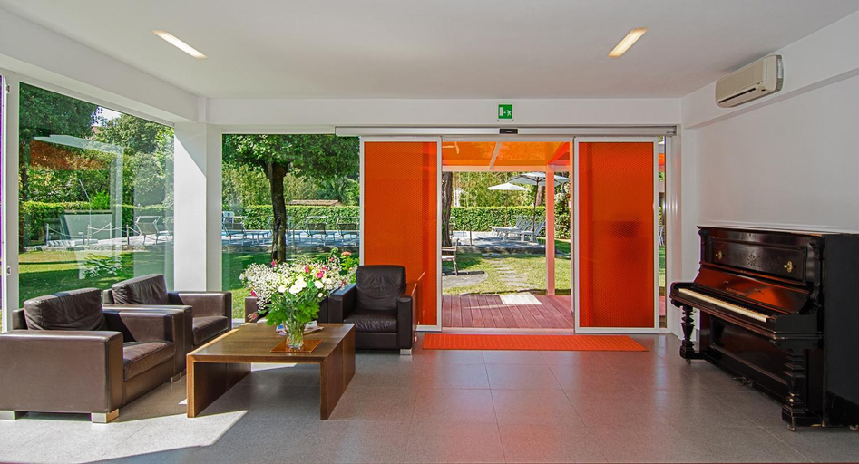 Public Area 2, Hotel Hermitage, Massa Carrara