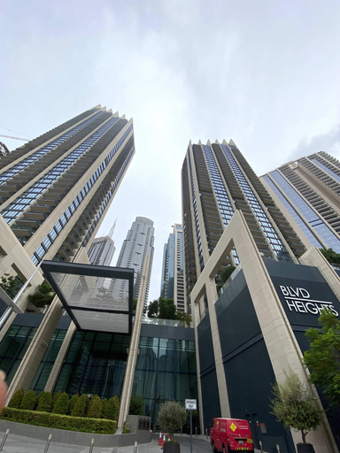 Room 2, Silkhaus Luxury Tower in Downtown Pool Gym, Dubai