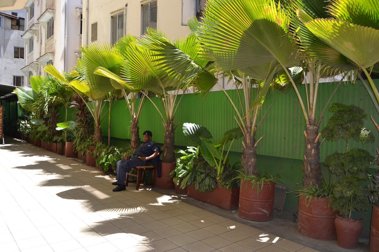 Others 3, Manson Hotel, Mvita