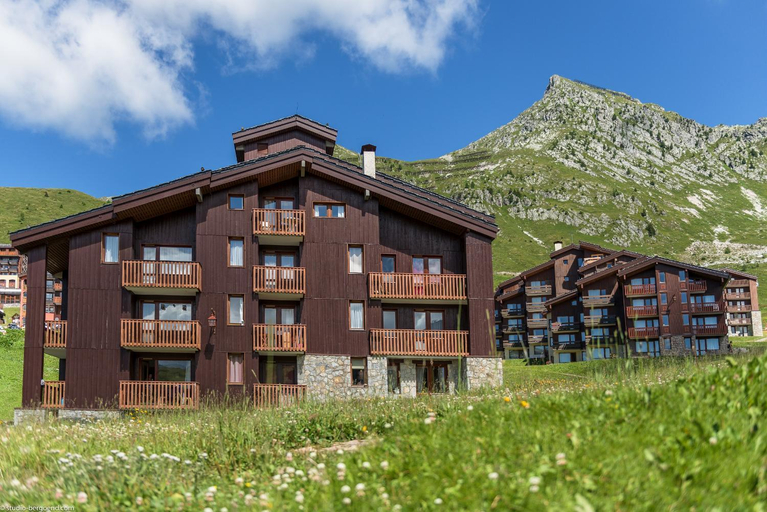 Entrance 3, Residence Les Chalets des Arolles - maeva Home, Savoie