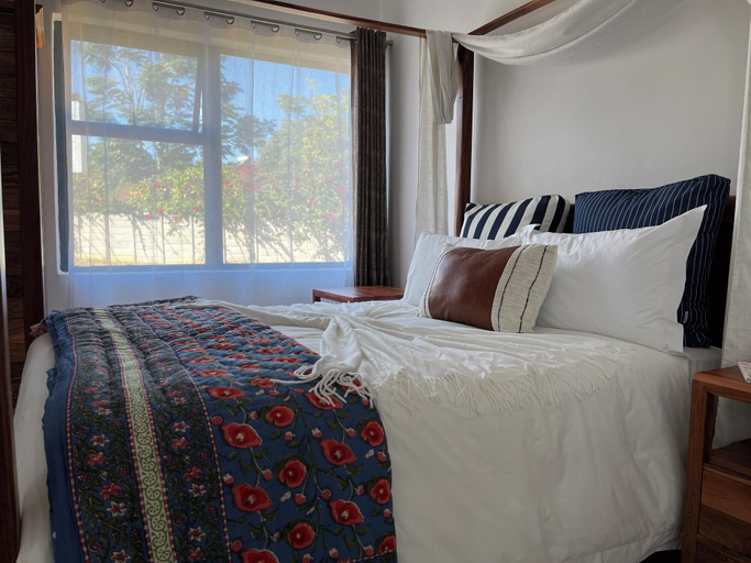 Bedroom 5, The Baroness, Bulawayo