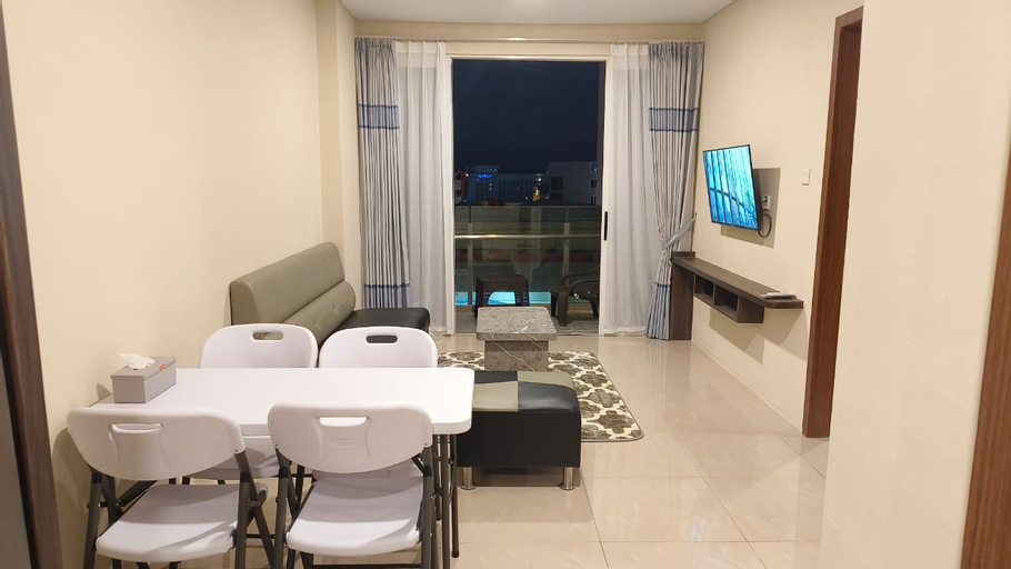 Dining Room 13