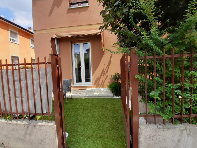 Appa49 vicino Ospedale Borgo Roma, Fiera e Univr, Verona