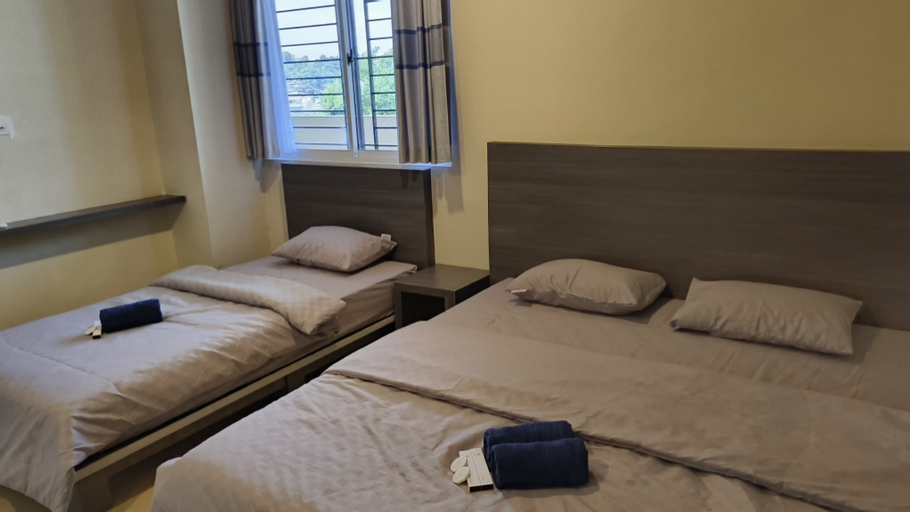 Bedroom 24