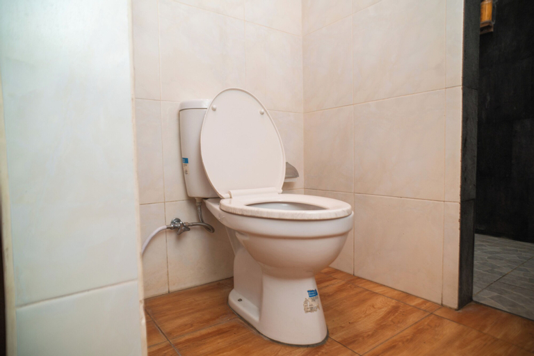 Bathroom 17
