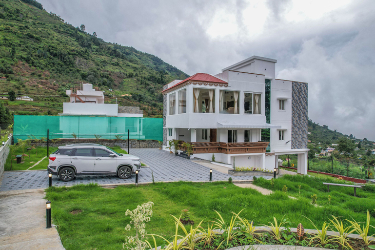 Exterior 1