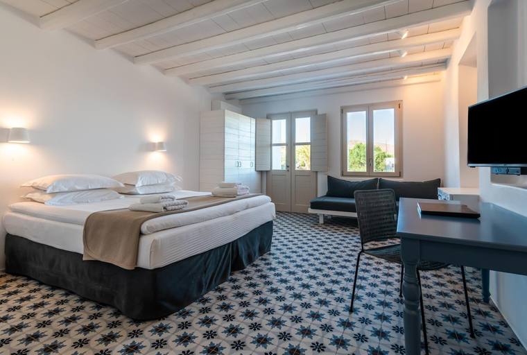 2, Milia Gi Suites, South Aegean