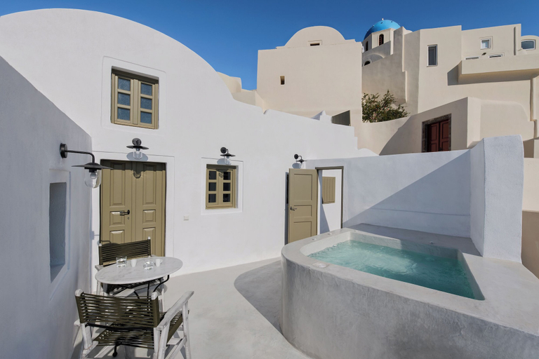 Exterior & Views, Rhenia Suites-Prive Jacuzzi&Caldera View, South Aegean
