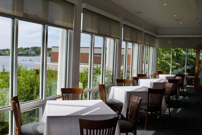 Food & Drinks 5, The McKernan Inn, Cumberland