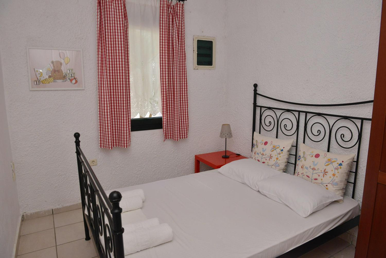 Bedroom 3, Paradisia Suites, South Aegean