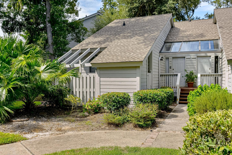 Exterior & Views 1, Windward Village 109, Beaufort