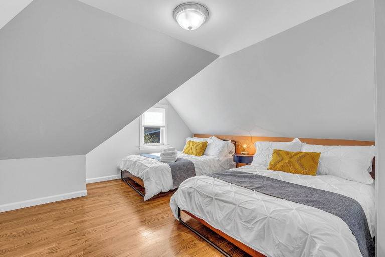 Bedroom 3, Heck Street Hideaway, Monmouth