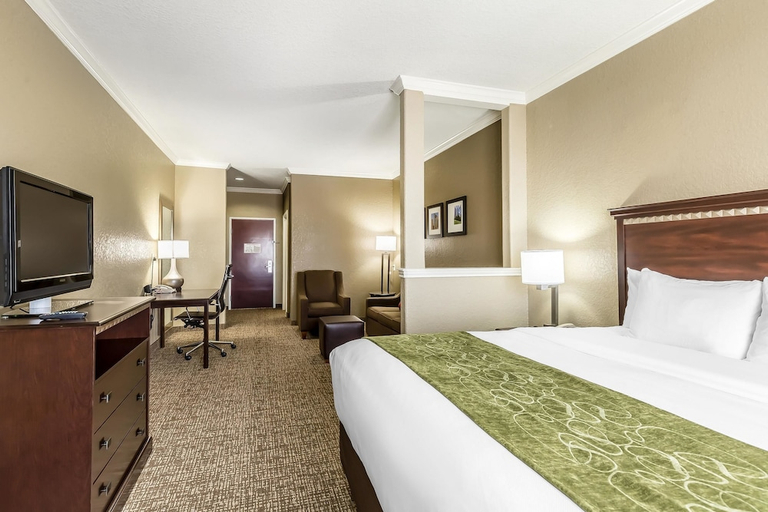 Bedroom 3, Comfort Suites Houston IAH Airport - Beltway 8, Houston