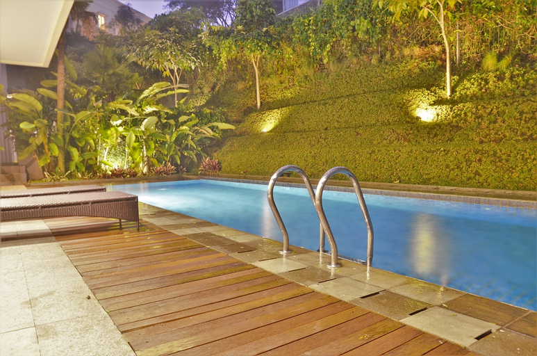 Swimming Pool 15