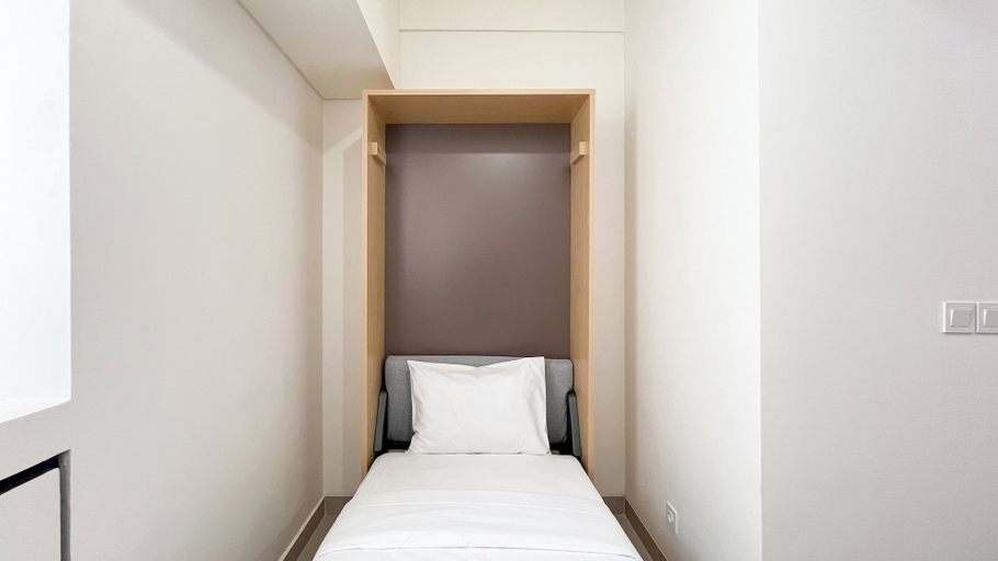 Bedroom 3, Tranquil Studio (No Kitchen) Apartment Bandaraya - Tallasa City Makassar, Makassar
