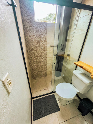 Bathroom 3, Namaste Flats, Imbituba