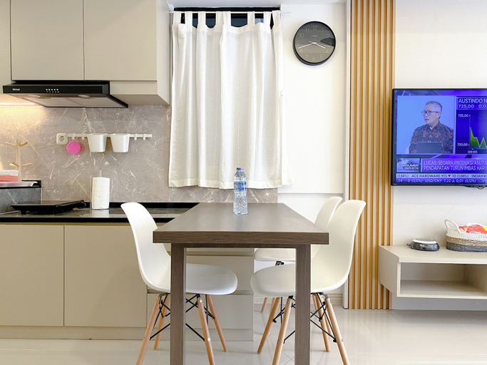 Dining Room 7