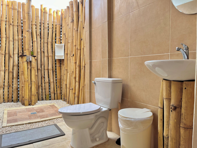 Bathroom 5, La Tribu Boutique Hostel for Women, Talamanca