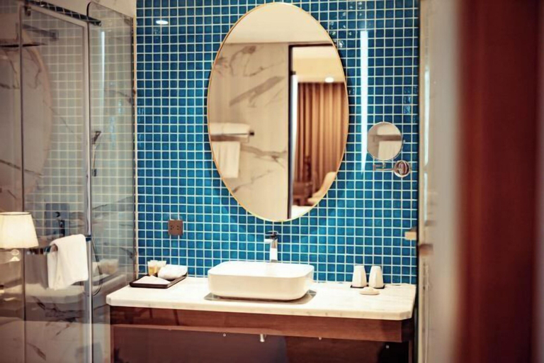 Bathroom 7
