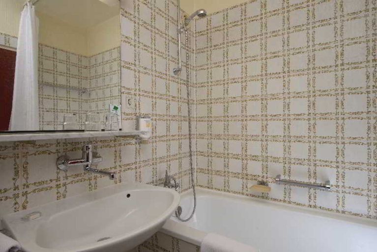 Bathroom 4, Excelsior Ludwigshafen Hotel, Ludwigshafen am Rhein