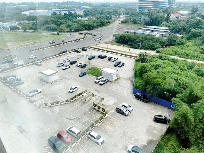 Exterior & Views 2, Comfortable Living 2Br At Meikarta Apartment, Cikarang