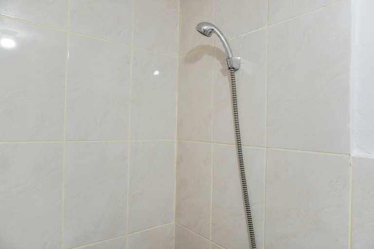 Bathroom 5, Best Deal And Homey Studio Apartment Amazana Serpong, Tangerang Selatan