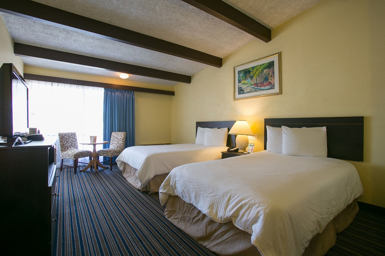 Bedroom 3, Hollywood Gateway Inn, Broward