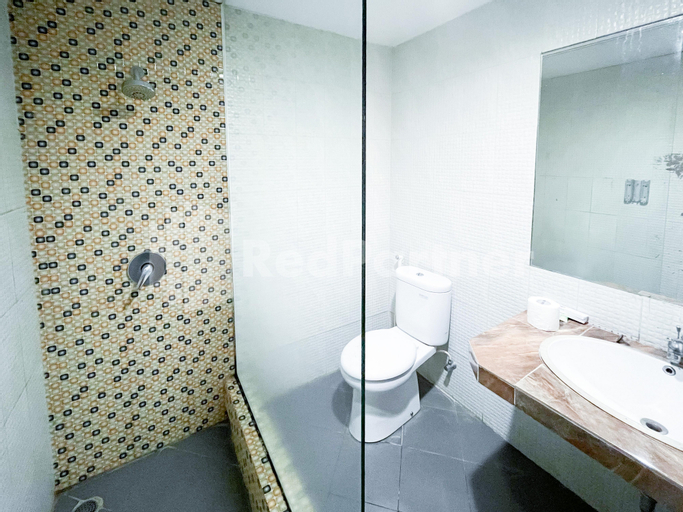 Bedroom 5, Grand Pujon View Hotel And Resort Mitra RedDoorz, Malang
