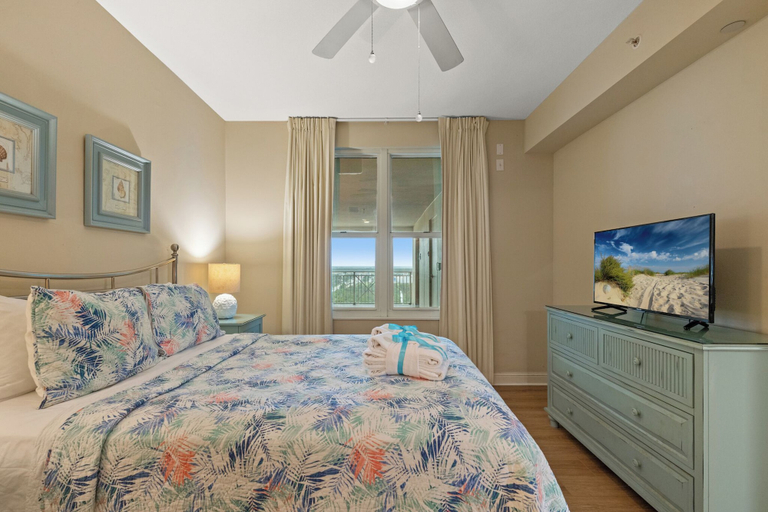 Bedroom 3, Aqua Resort 1207 - Stay Salty, Bay