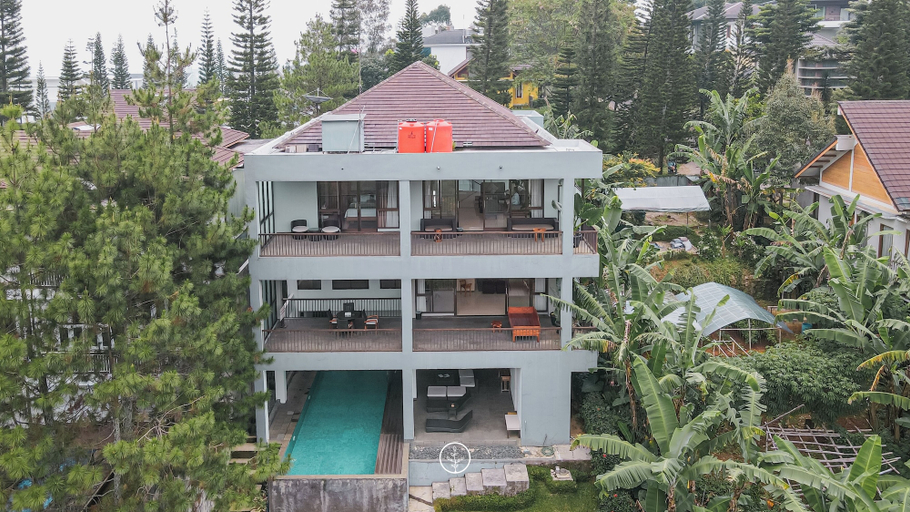 Exterior & Views 2, Green Forest Plantation View 6BR with Infinity Pool, Bandung