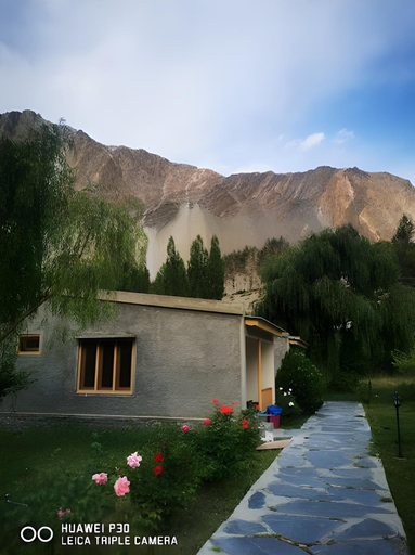 Others 3, Passu Tourist Lodge, Northern Areas