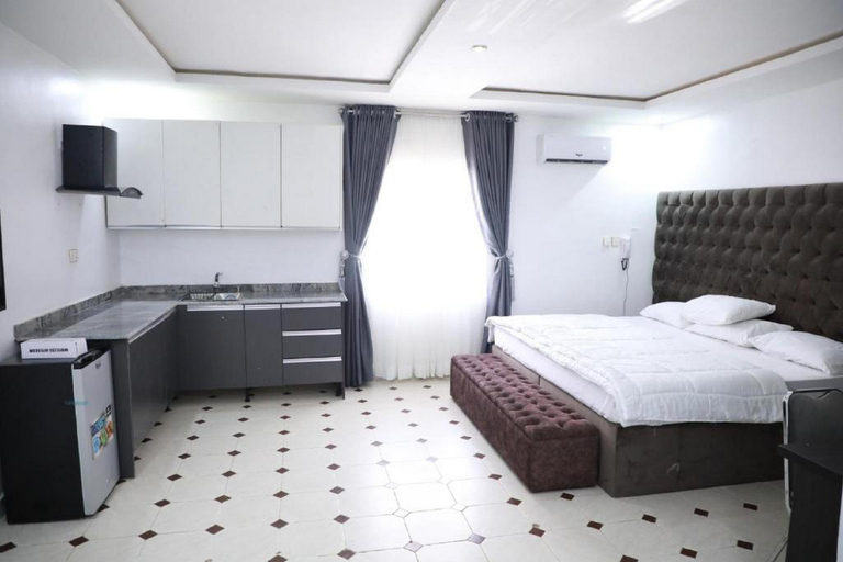 Bedroom 2, D & D Apartments, AbujaMun