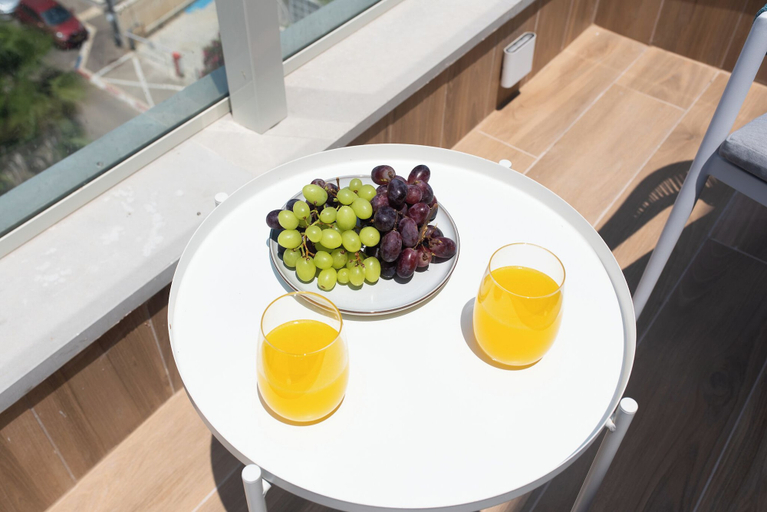 Food & Drinks, PORT CITY HAIFA - Seaview PentHouse