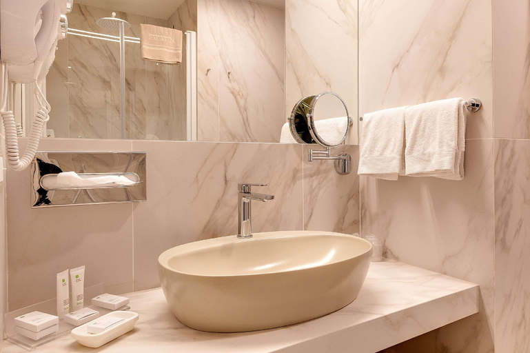 Bathroom 8