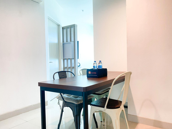 Dining Room 13