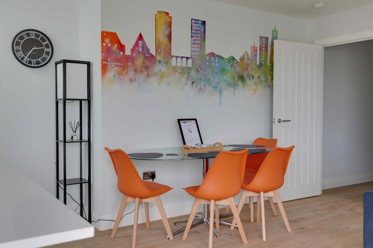 Others 5, New London Life Executive Apartments, Essex