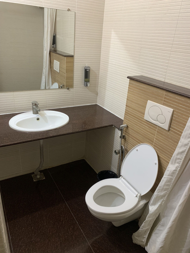 Bathroom 4, Lords MidTown Suites Bangalore, Bangalore